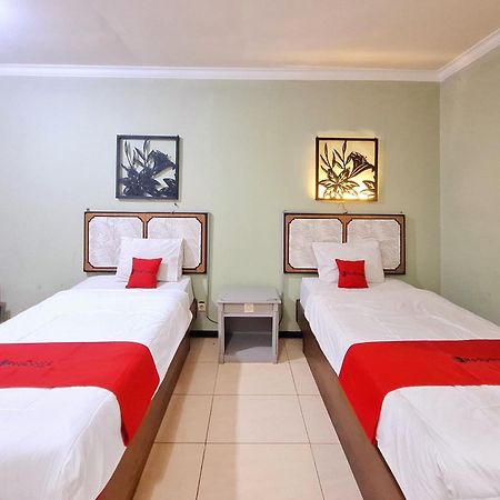 Reddoorz Near Stadion Semeru Lumajang Jawa Timur 外观 照片