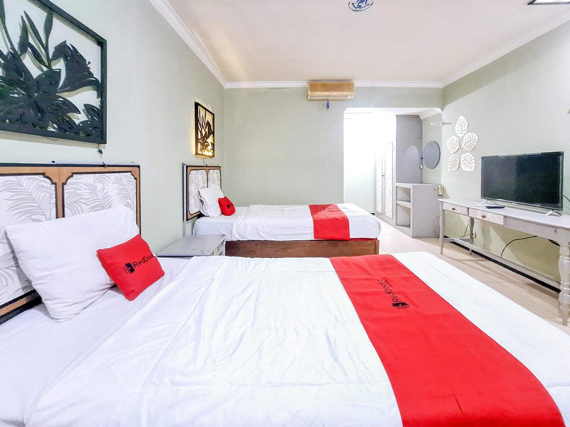 Reddoorz Near Stadion Semeru Lumajang Jawa Timur 外观 照片